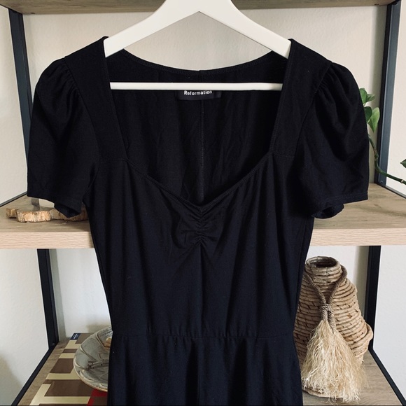 SOLD. Reformation Kiera Midi Dress w/ Pockets - Picture 4 of 6